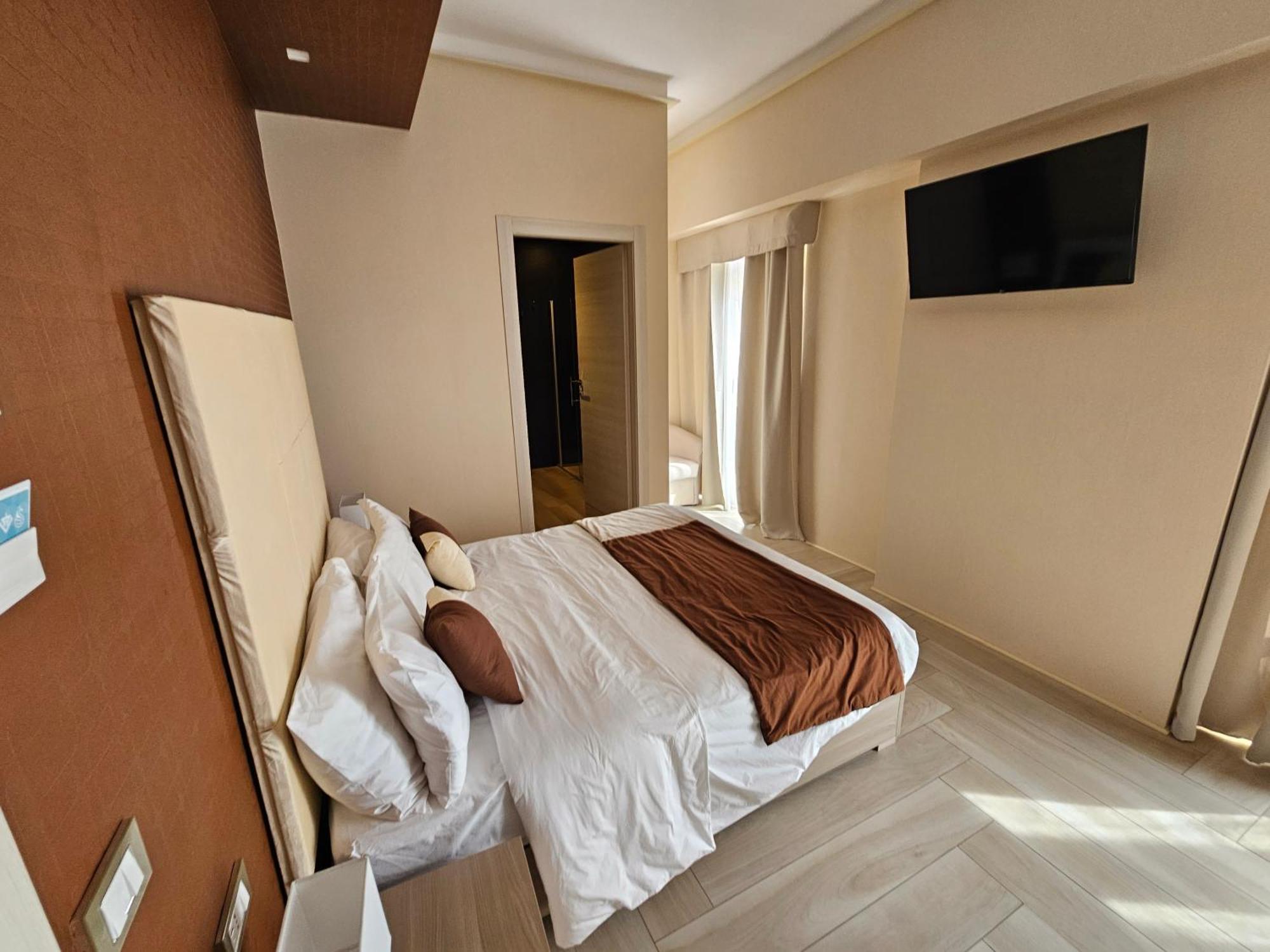Astoria Boutique Suites Λέτσε Εξωτερικό φωτογραφία